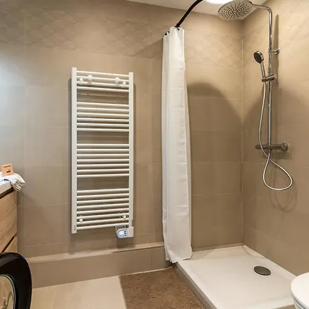Le Palma : Elegance Piscine Clim Terrasse Apartman